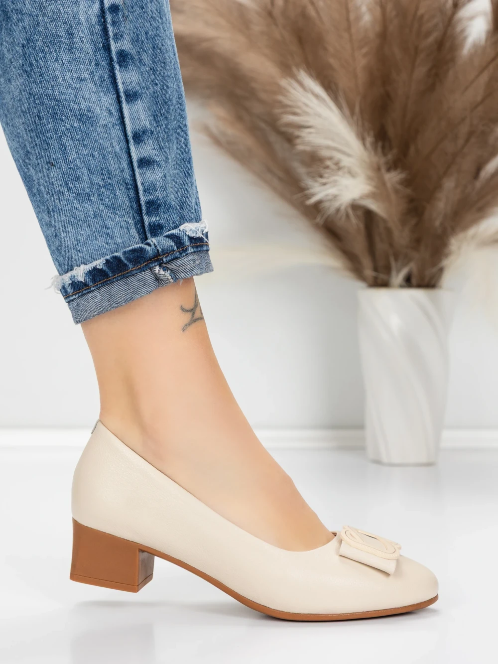 Pantofi cu Toc Gros 6885 Crem | Advancer