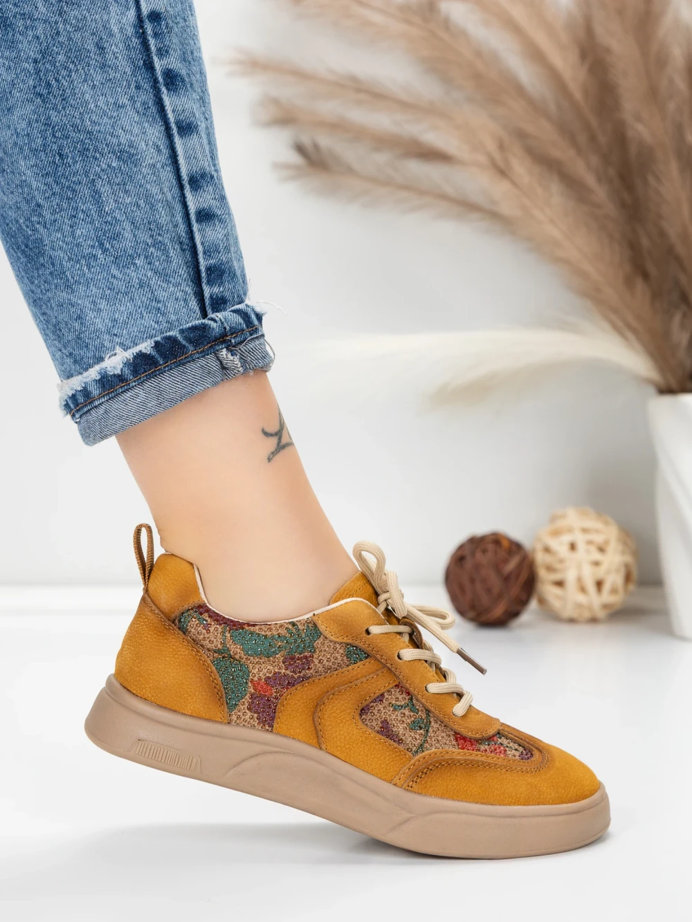 Meimall.ro Pantofi Sport Dama din piele naturala 2536 Galben | Franco Gerardo