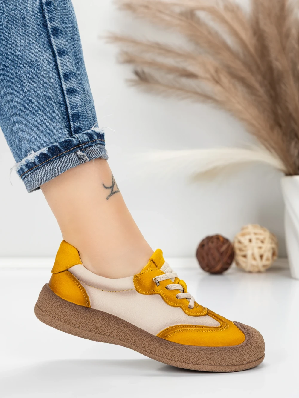 Meimall.ro Pantofi Sport Dama din piele naturala 65852 Galben | Franco Gerardo