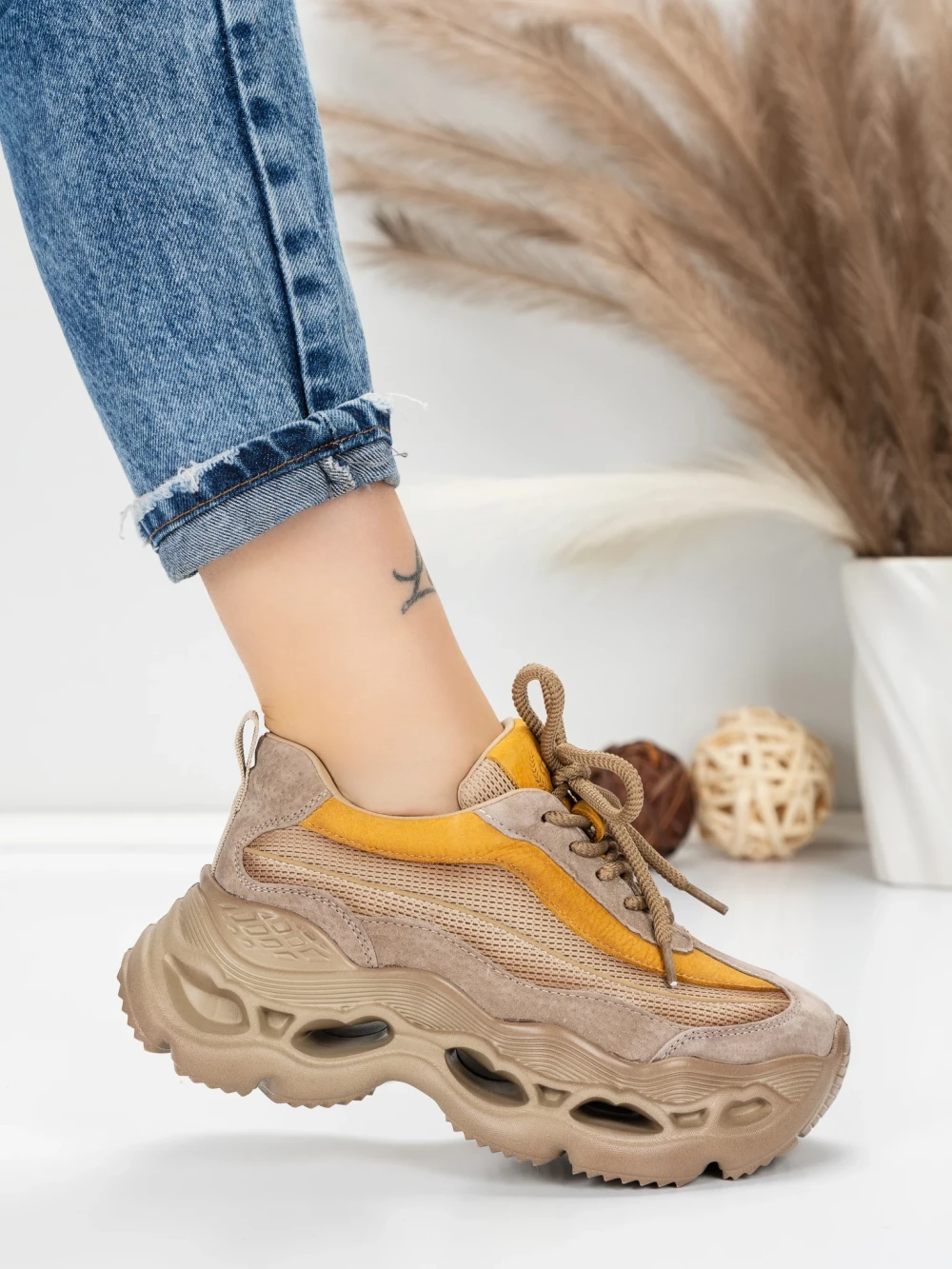 Meimall.ro Pantofi Sport Dama din piele naturala HY6376 Galben | Franco Gerardo