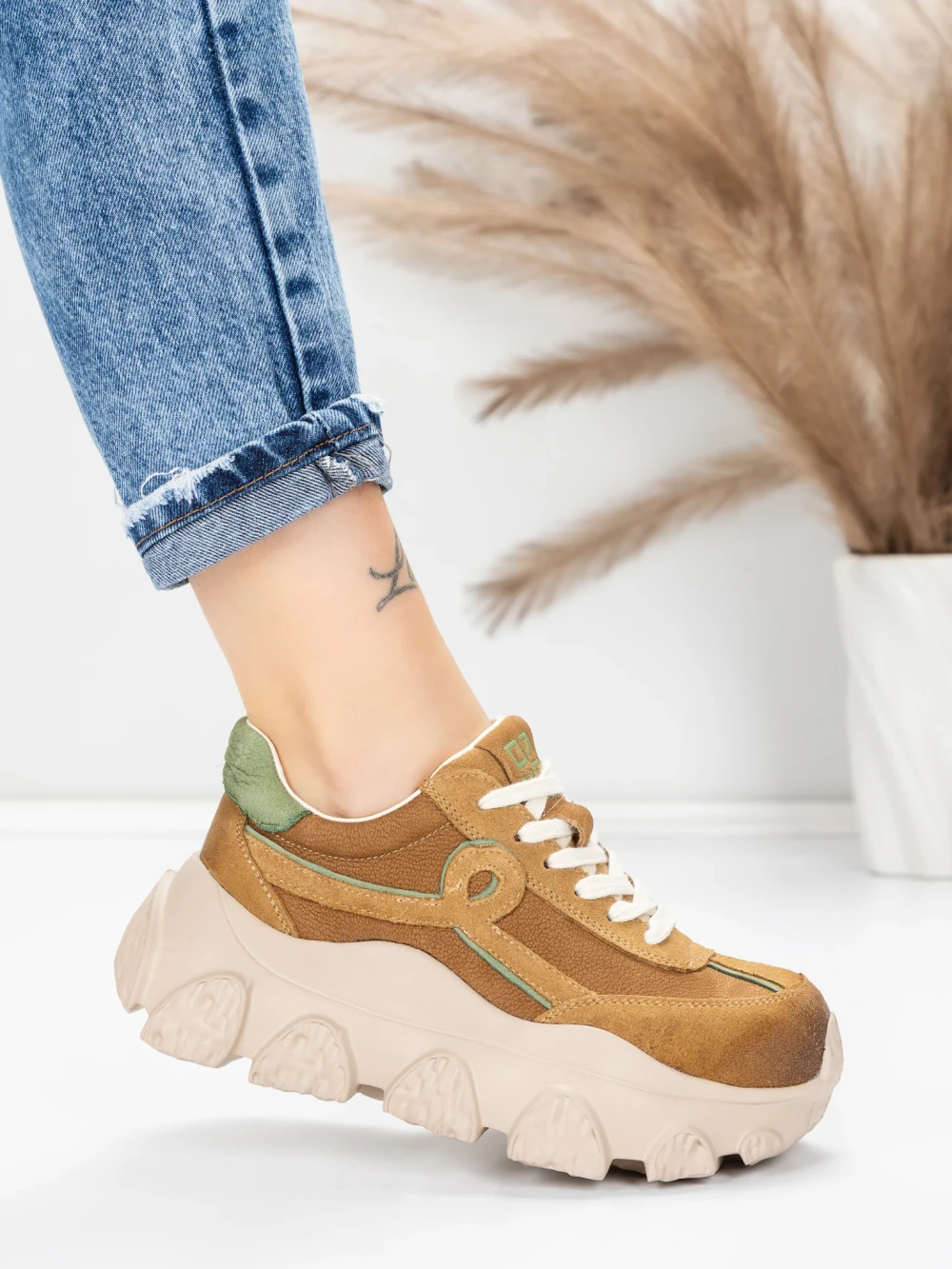 Meimall.ro Pantofi Sport Dama din piele naturala 9802 Maro | Franco Gerardo