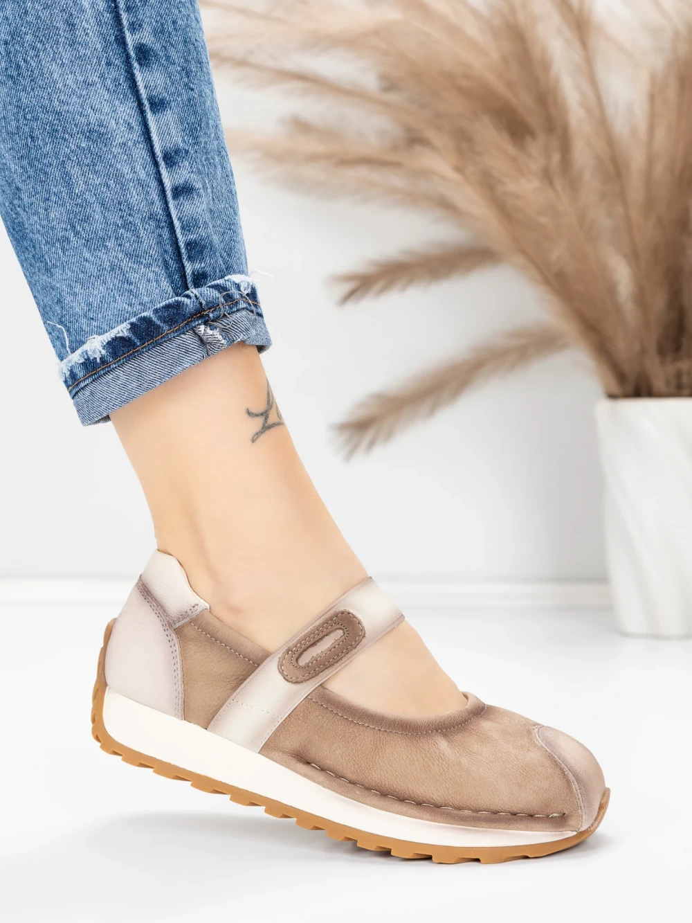 Pantofi Casual Dama din piele naturala KM9205 Kaki | Advancer